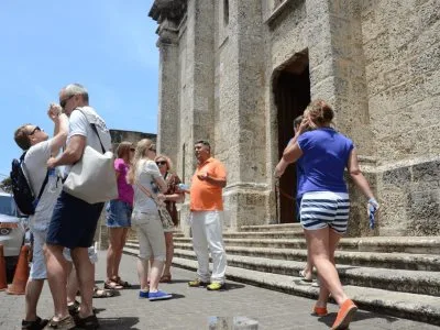 Así cambió la procedencia de turistas que visitaron RD