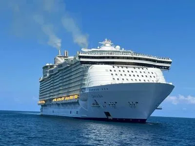 Tres corporaciones movilizan 84.07 % de cruceristas que visitan RD