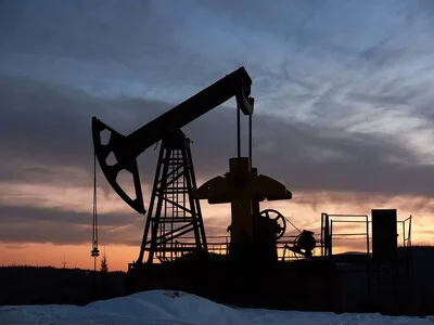 El petróleo de Texas inicia al alza y supera los 80 dólares el barril