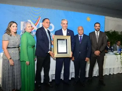 Abinader resalta retos crecimiento económico en Expo Amaprosan 2026