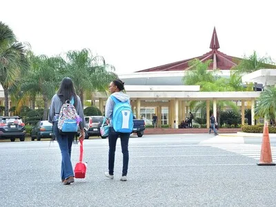 El Mescyt explica retiro de becas a grupo de estudiantes de la UASD