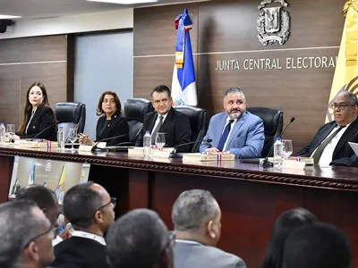 Diario Libre solicita a la JCE información sobre viajes al exterior