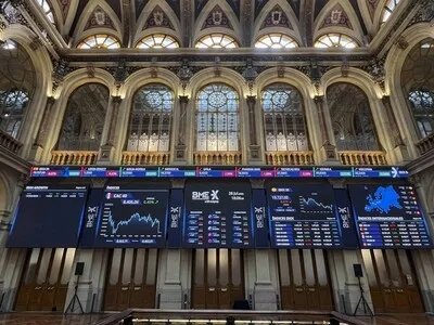 Petróleo brent cae un 4.83 %, hasta 84.09 dólares
