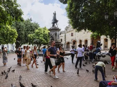 Afirman aplicaciones móviles influyen en decisiones al viajar
