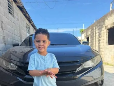 Muerte niño hospital tras signos de violencia