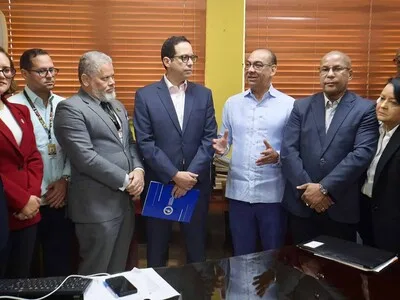 PRM deposita ante la JCE padrón de 1.5 millones de militantes