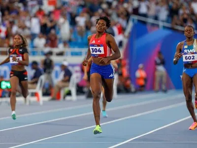 Juegos Centroamericanos: Marileidy Paulino clasifica primero