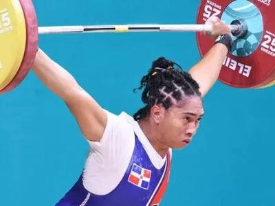 Yudelina Mejía encabeza una brillante jornada para las pesistas de RD