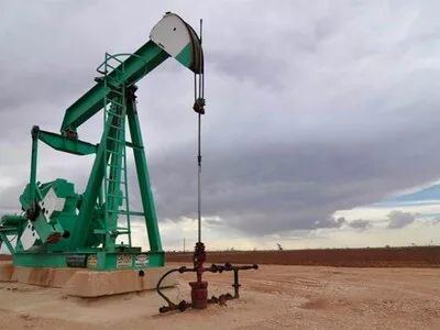 Precios del petróleo suben por los desacuerdos entre Irán y EE.UU.