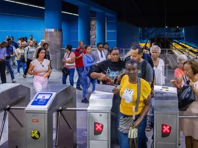Metro de Los Alcarrizos cobrará este lunes tarifa regular
