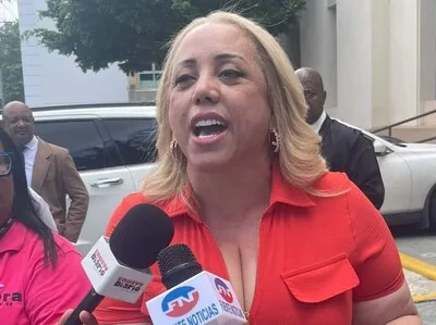 La Tora enfrenta nueva orden de arresto por difamación