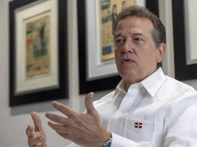 Ito Bisonó priorizará relaciones internacionales y servicio exterior