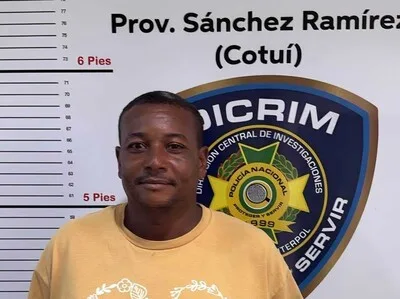 Se entrega hombre por asesinato de expareja en Yamasá