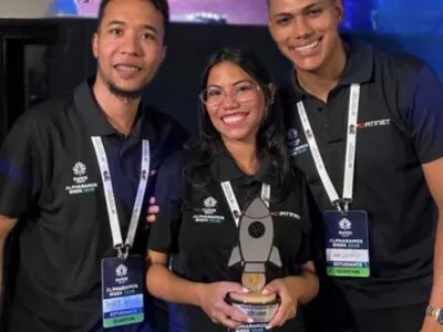 Equipo Quantum gana hackathon Grupo Ramos en RD