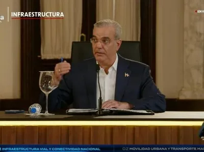 Abinader dice que ha concluido obras de otros presidentes