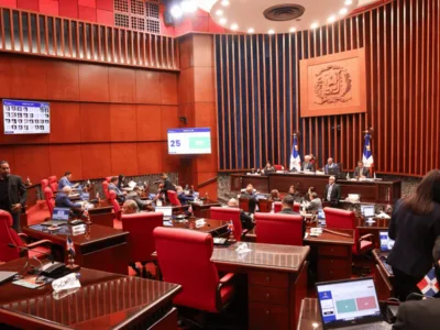 Exoneraciones de vehículos legisladores en nuevo proyecto de ley
