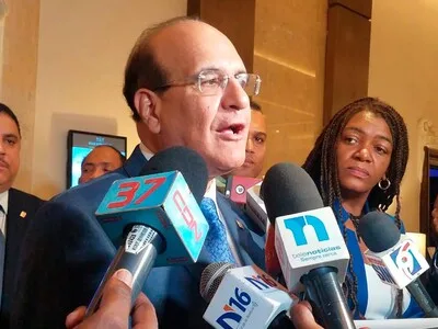 Exfuncionario de la JCE aboga por partidos minoritarios