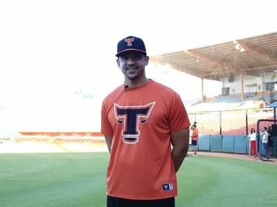 Toros del Este inician campamento de pretemporada en el Corral