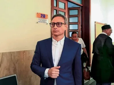 Tribunal mantiene proceso penal contra 12 acusados de corrupción