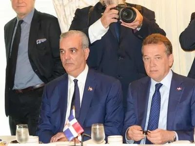 Abinader propone estrategia regional para IA y regulación simultánea