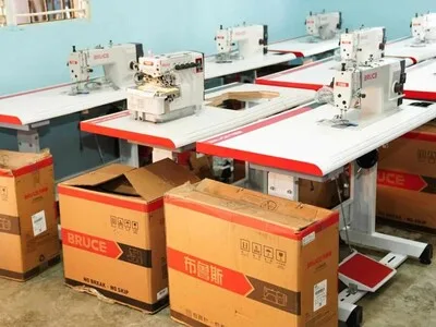 Abinader obliga compras sociales a Mipymes dominicanas