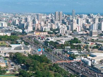 Banco Central sube tasa a 5.50% y alerta sobre crédito