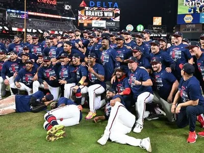 Braves avanzan a NLDS tras vencer a los Phillies