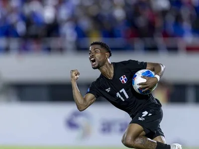 Dominicana sufre derrota 4-1 ante Haití y asegura su permanencia