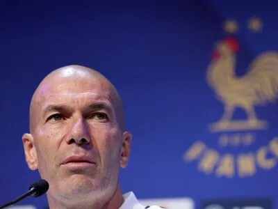 Italia empata 1-1 con Francia en debut de Zidane