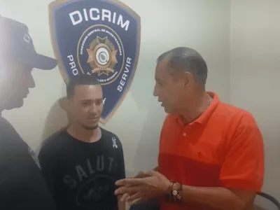 Joven entrega a autoridades tras intento fallido de atraco