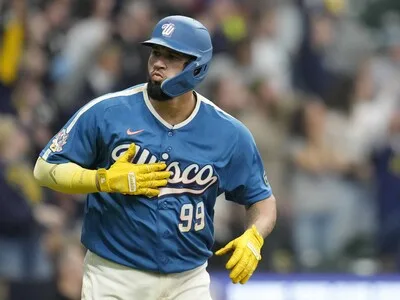 Se celebra aniversario del primer duelo de postemporada