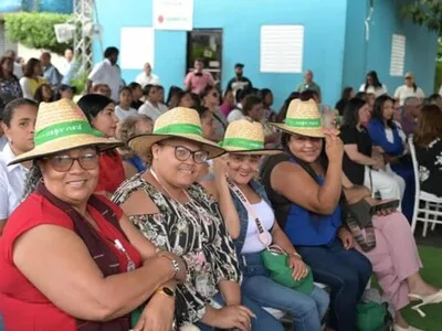 Pobreza y brechas persisten entre mujeres rurales dominicanas