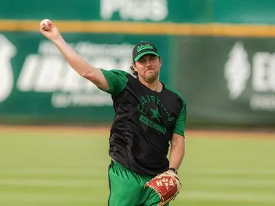 Trevor Bauer se incorpora a Estrellas Orientales en la Liga Invernales