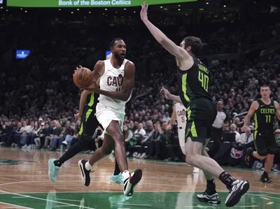 Cavaliers superan a Wizards 121-111 tras remontada