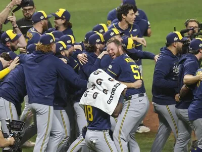 Los Cerveceros de Milwaukee conquistan su primera Serie Mundial