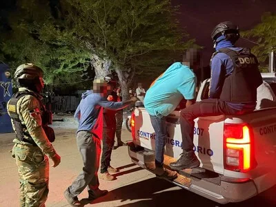 Dos dominicanos enfrentan prisión preventiva por tráfico de haitianos